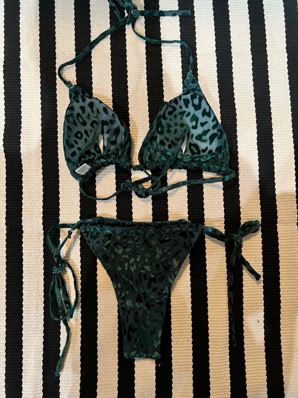 Green Leopard Print String Bikini Top & Bottom Set - Picture 5 of 6